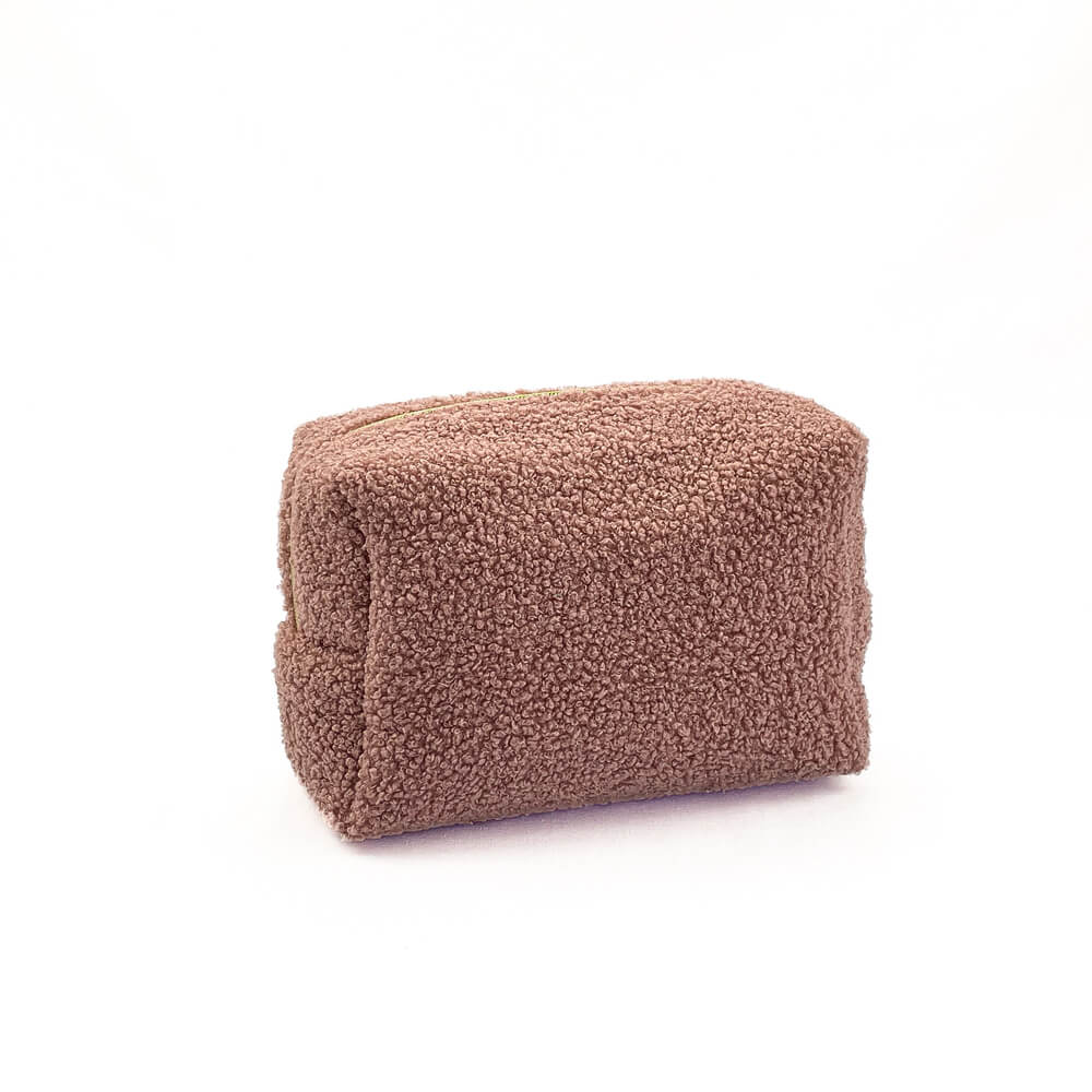 Kulturbeutel aus Boucle altrosa für Mädchen und Jungen personalisiert mit Namen