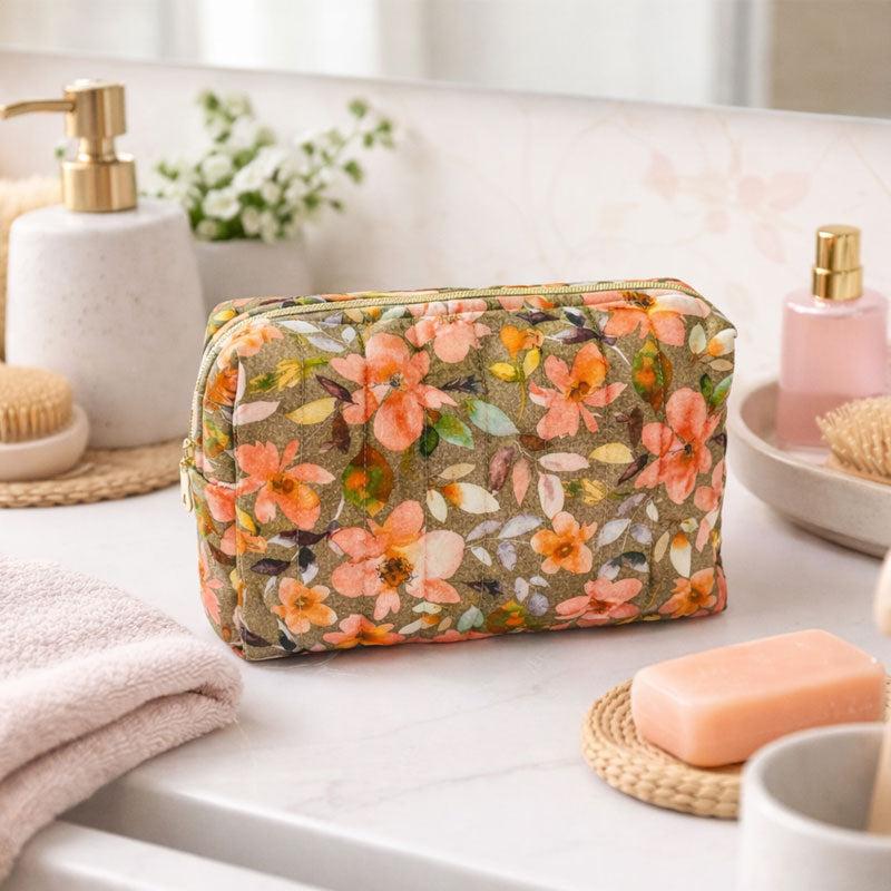 Handgefertigter Kulturbeutel aus Musselin mit Blumemmuster online kaufen