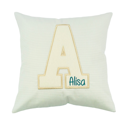 personalisiertes Kissen mit Namen und Motiv, aus Baumwollstoff in Mint Kariert genäht