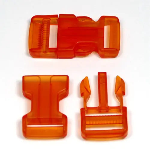 Transparente orange Steckschließe aus Kunststoff (Klickverschluss) für Handmade-Nähprojekte mit 25 mm Gurtband – ideal für selbstgenähte Taschen, Rucksäcke oder Accessoires, bestehend aus Ober- und Unterteil.